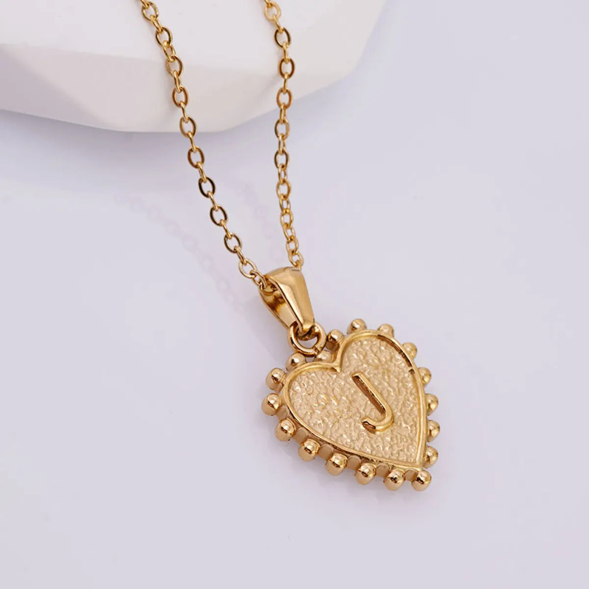 304 Stainless Steel 18K Gold Plated Basic Simple Style Classic Style Letter Heart Shape Pendant Necklace