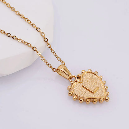 304 Stainless Steel 18K Gold Plated Basic Simple Style Classic Style Letter Heart Shape Pendant Necklace