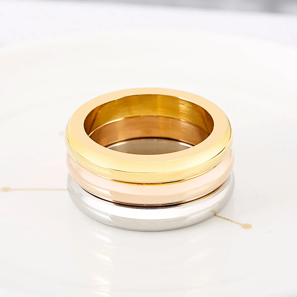 304 Stainless Steel 18K Gold Plated Basic Simple Style Classic Style Round Rings