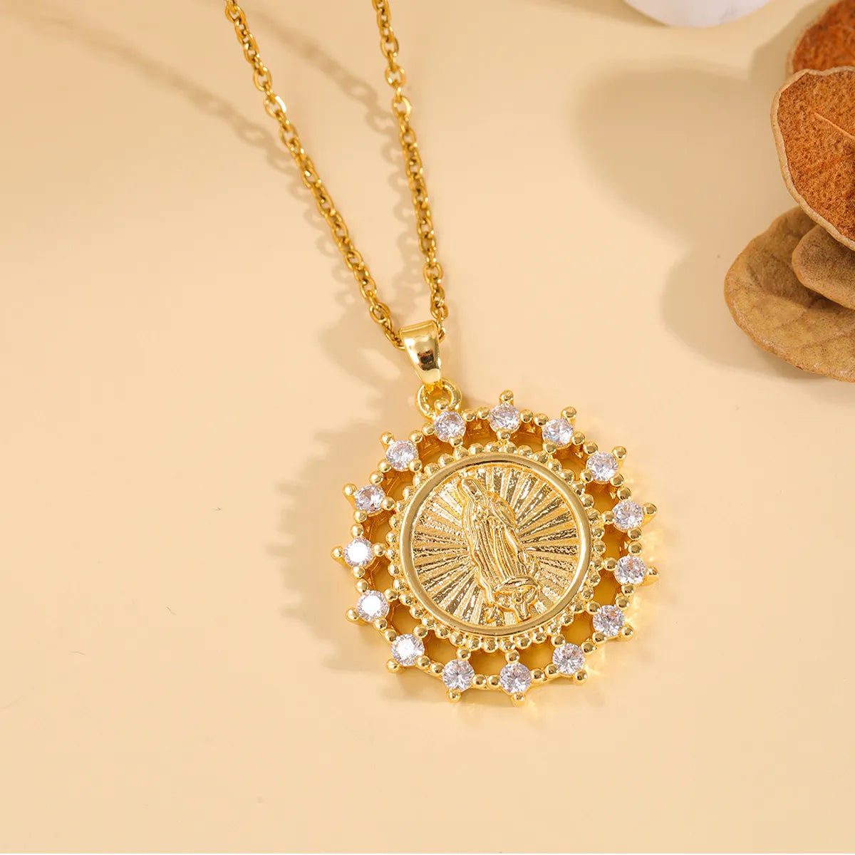 304 Stainless Steel 18K Gold Plated Casual Plating Inlay Human Zircon Pendant Necklace