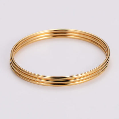 Elegant Simple Style Solid Color 304 Stainless Steel 18K Gold Plated Bangle In Bulk