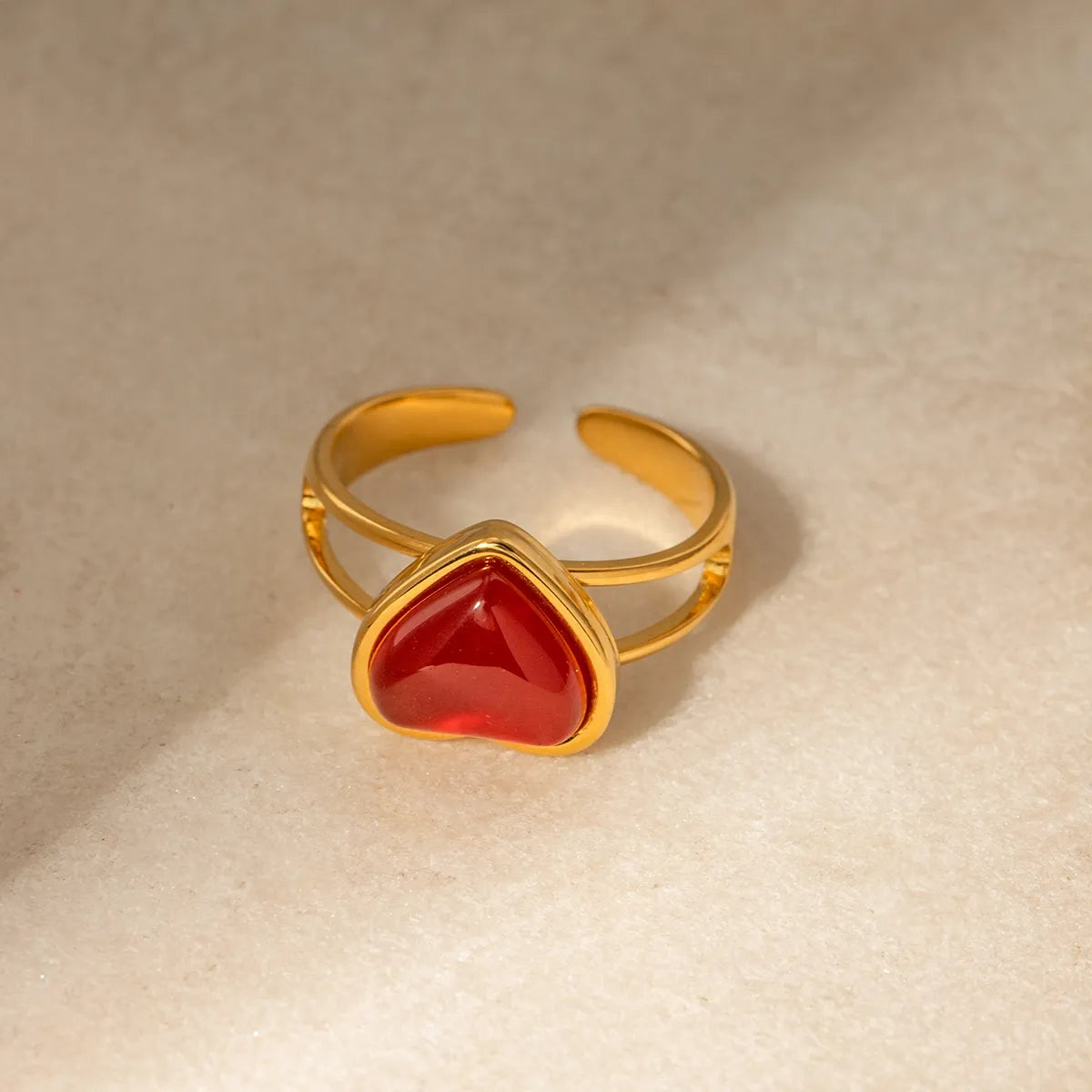 Wholesale Jewelry IG Style Heart Shape 304 Stainless Steel Red Agate 18K Gold Plated Inlay Open Rings