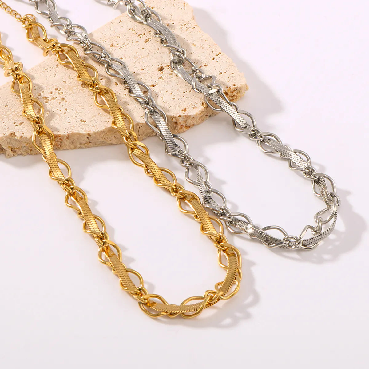 304 Stainless Steel 18K Gold Plated IG Style Simple Style Solid Color Necklace