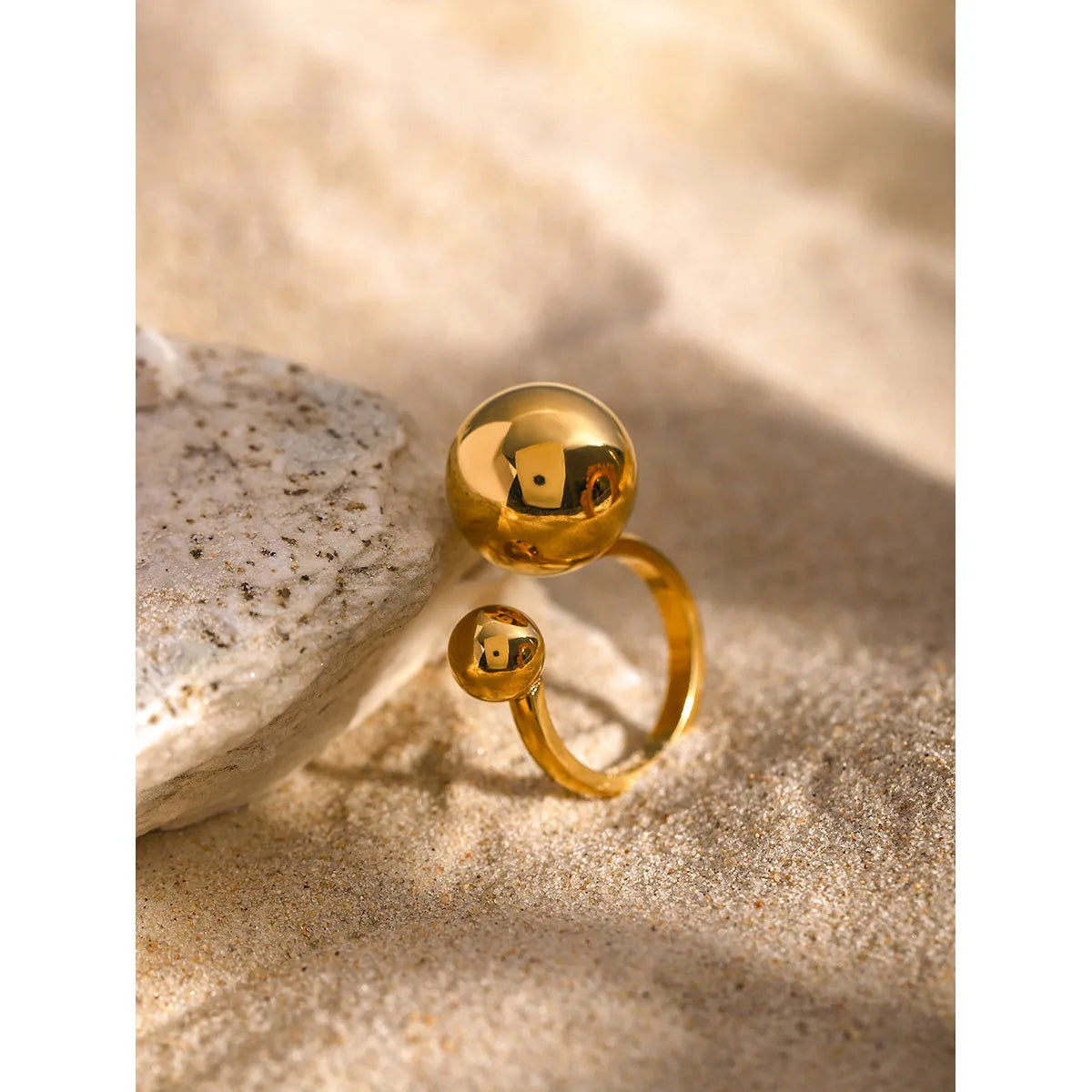 Wholesale Jewelry Simple Style Classic Style Ball 304 Stainless Steel 18K Gold Plated Asymmetrical Rings