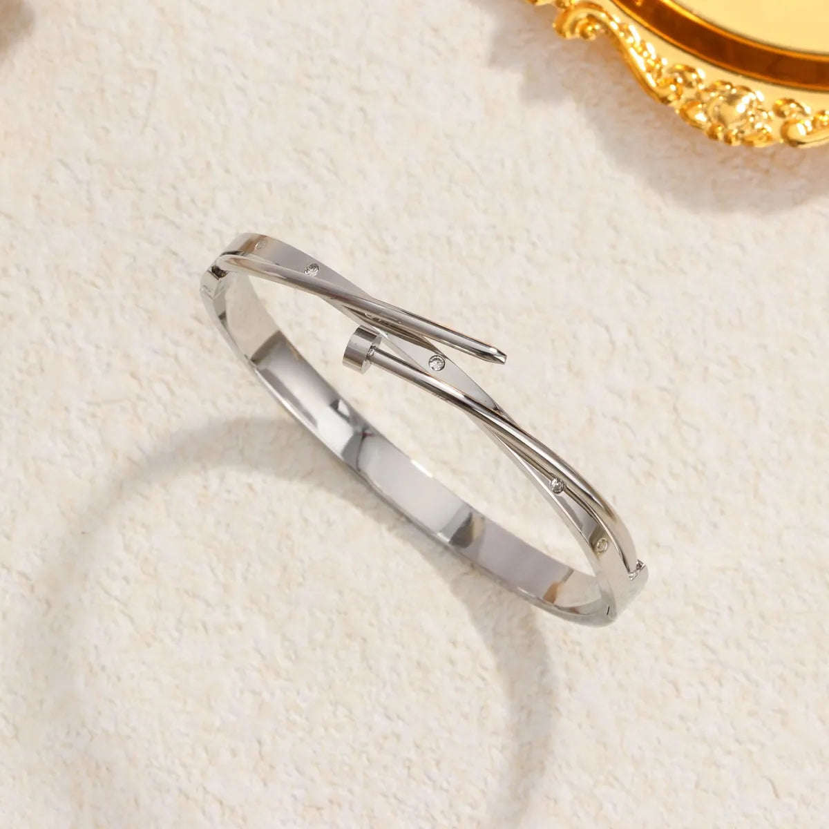 304 Stainless Steel 18K Gold Plated Simple Style Classic Style Commute Solid Color Bangle