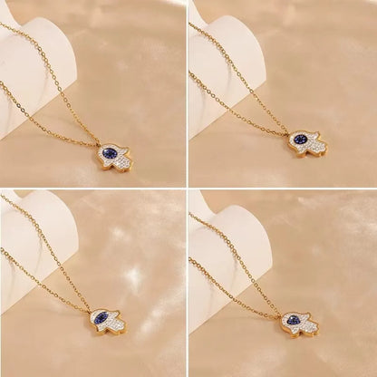 304 Stainless Steel 18K Gold Plated Simple Style Classic Style Diamond Palm Heart Shape Rhinestones Pendant Necklace