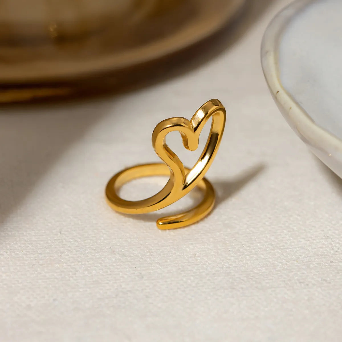 Wholesale Jewelry Simple Style Classic Style Heart Shape 304 Stainless Steel 18K Gold Plated Hollow Out Rings