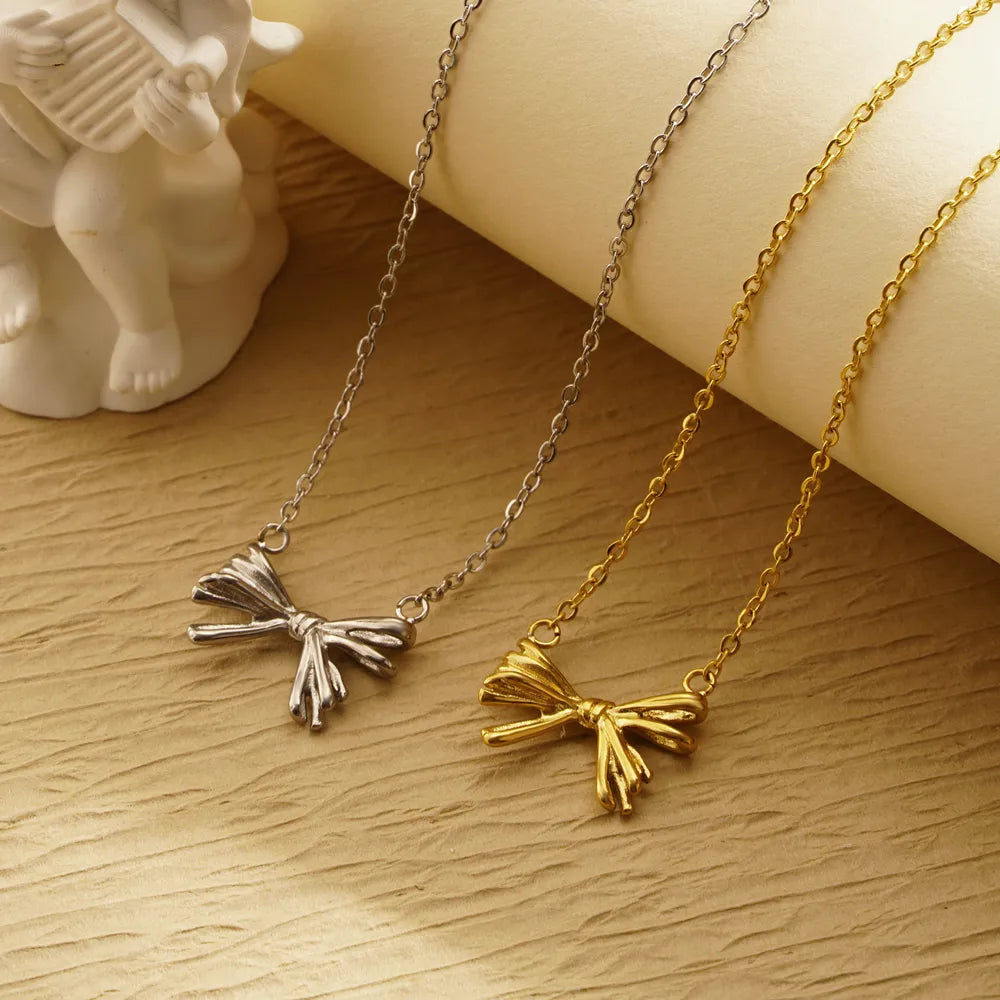 304 Stainless Steel 18K Gold Plated Simple Style Classic Style Plating Bow Knot Pendant Necklace