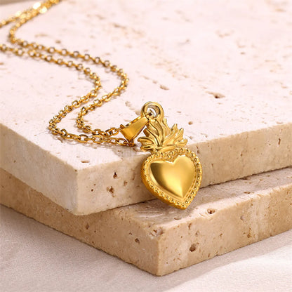 304 Stainless Steel 18K Gold Plated Simple Style Classic Style Plating Heart Shape Pendant Necklace