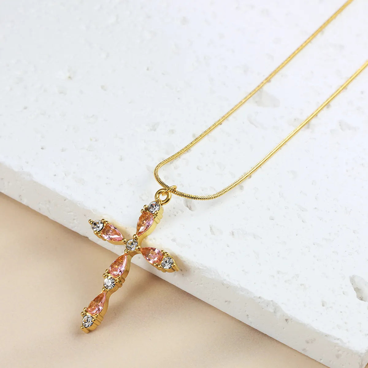 Wholesale Jewelry Simple Style Classic Style Cross 304 Stainless Steel Zircon 18K Gold Plated Plating Inlay Pendant Necklace