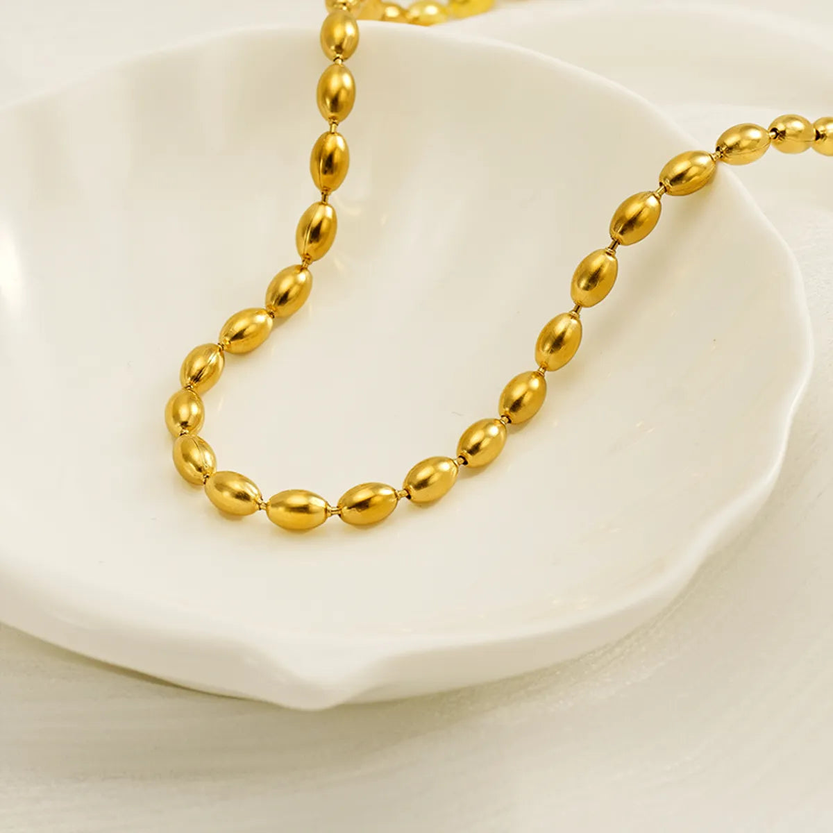 304 Stainless Steel 18K Gold Plated Simple Style Classic Style Plating Solid Color Necklace