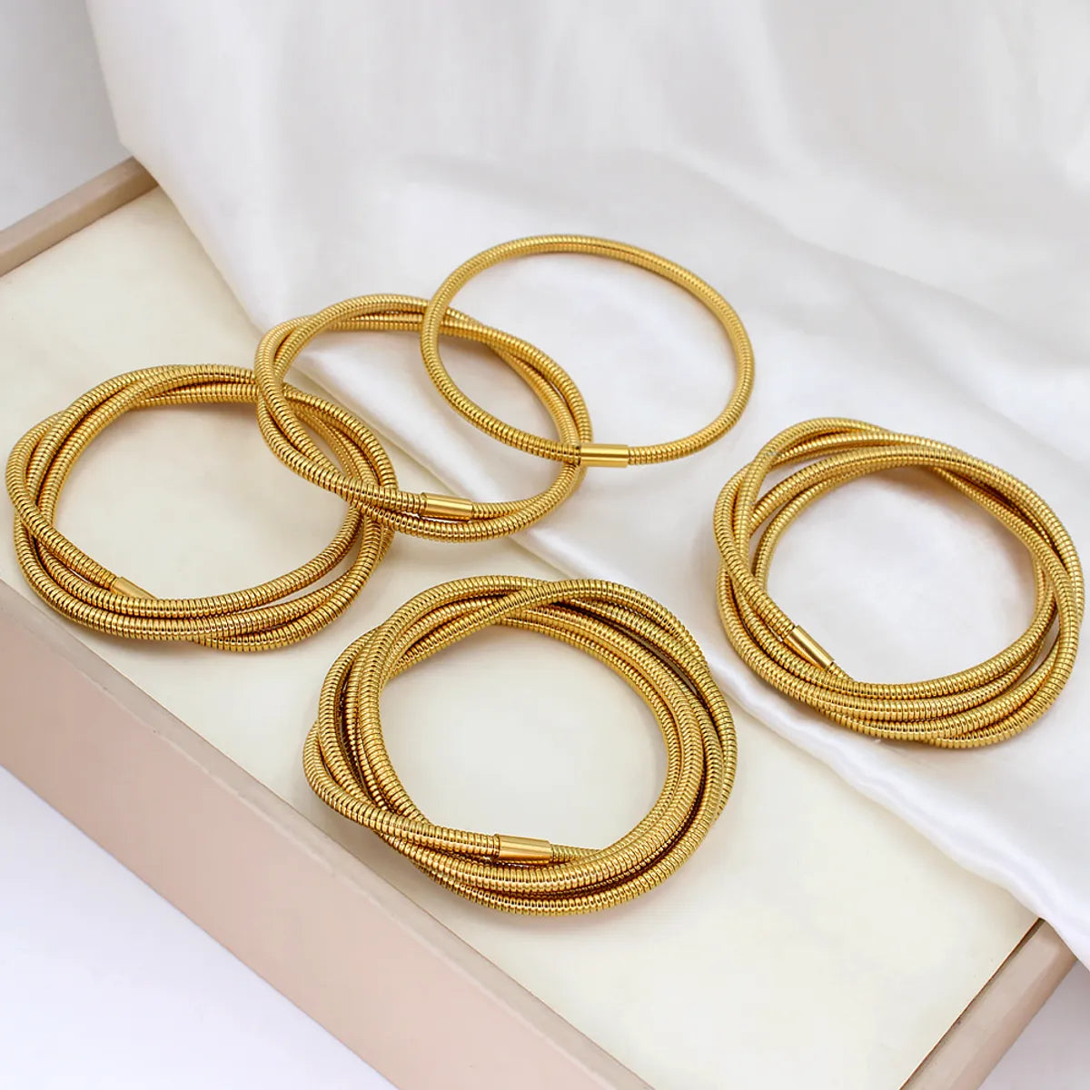 Simple Style Geometric 304 Stainless Steel 18K Gold Plated Bangle In Bulk