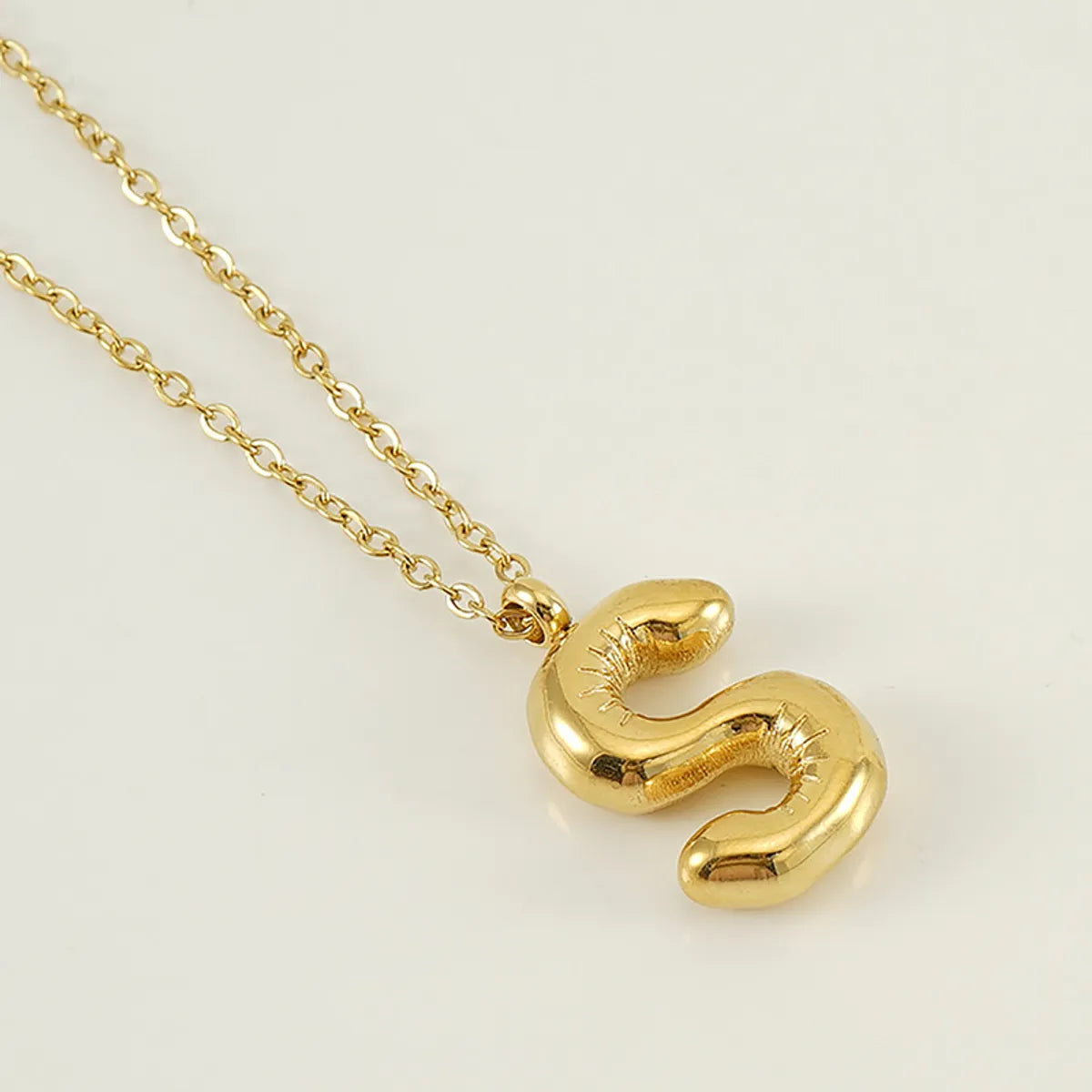 304 Stainless Steel 18K Gold Plated Simple Style Letter Pendant Necklace