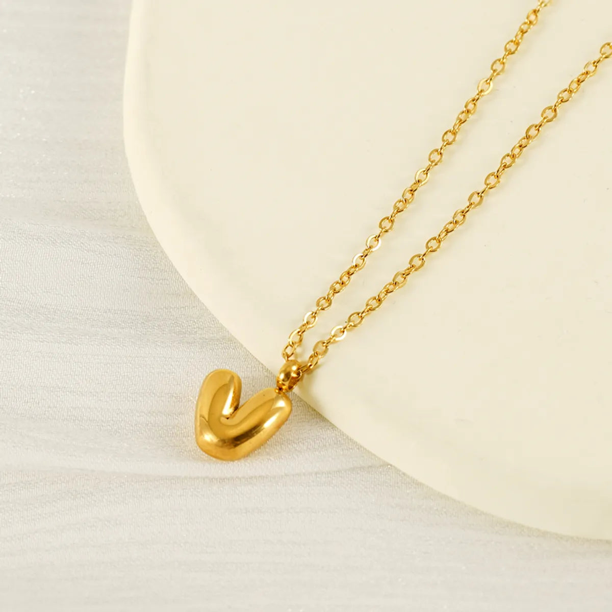 304 Stainless Steel 18K Gold Plated Simple Style Plating Letter Pendant Necklace