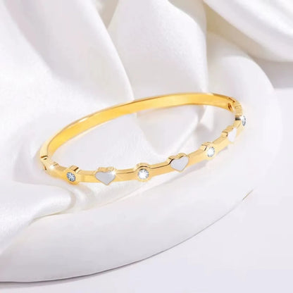 304 Stainless Steel 18K Gold Plated Sweet Simple Style Enamel Inlay Heart Shape Rhinestones Bangle