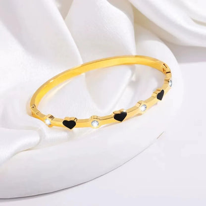 304 Stainless Steel 18K Gold Plated Sweet Simple Style Enamel Inlay Heart Shape Rhinestones Bangle