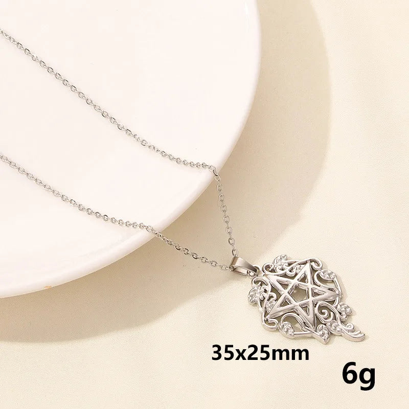 304 Stainless Steel Casual Simple Style Hollow Out Star Moon Pendant Necklace