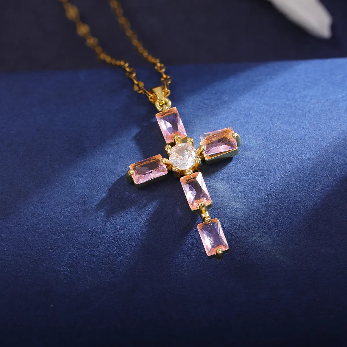 Wholesale Classic Style Cross 304 Stainless Steel Copper Inlay 18K Gold Plated Zircon Pendant Necklace