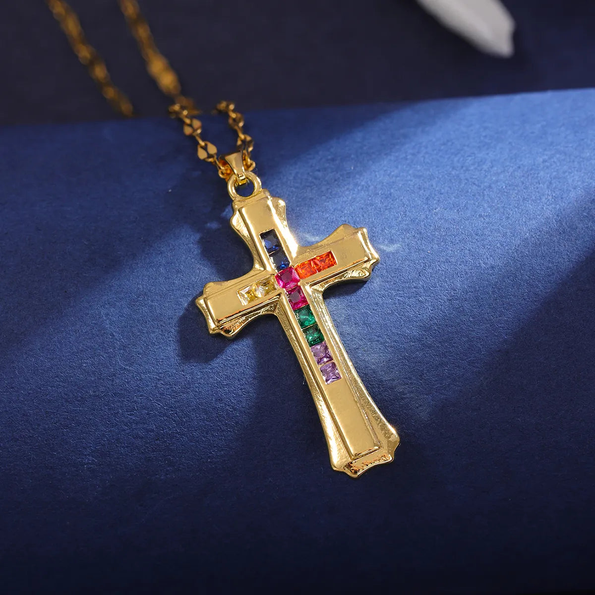 Wholesale Classic Style Cross 304 Stainless Steel Copper Inlay 18K Gold Plated Zircon Pendant Necklace