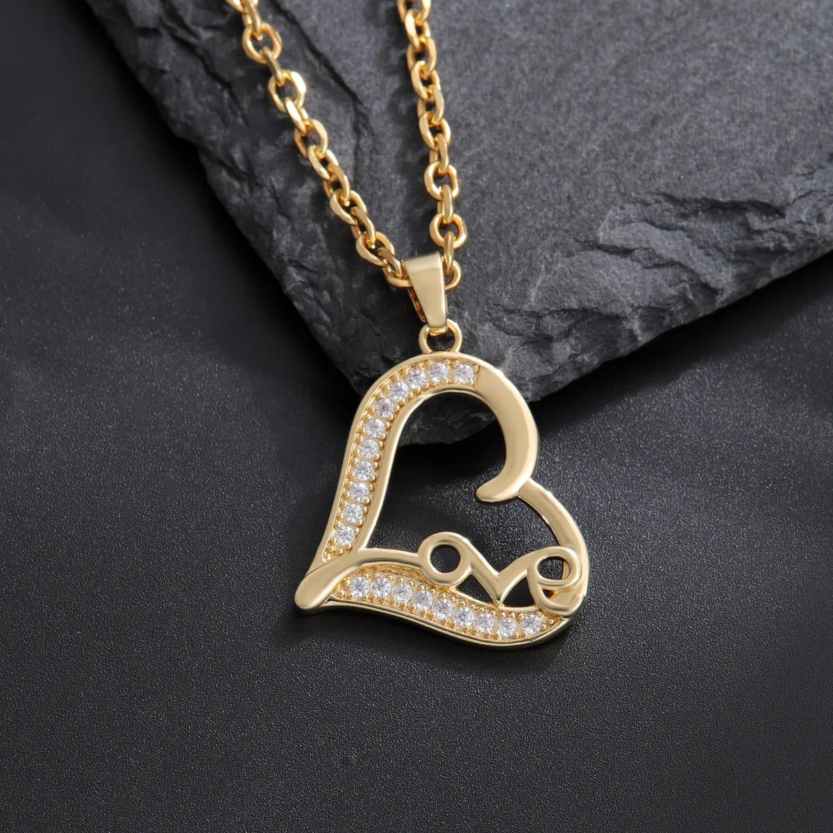 304 Stainless Steel Copper 18K Gold Plated Inlay Heart Shape Zircon Pendant Necklace