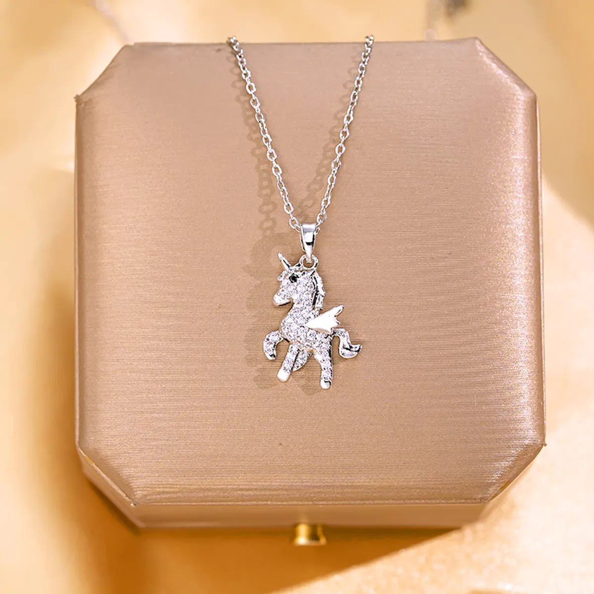 Wholesale Cute Shiny  304 Stainless Steel Copper Inlay Gold Plated Zircon Pendant Necklace