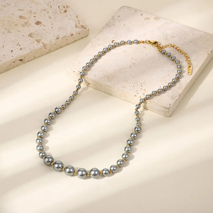 304 Stainless Steel Glass Pearl 18K Gold Plated Elegant Lady Classic Style Round Solid Color Necklace