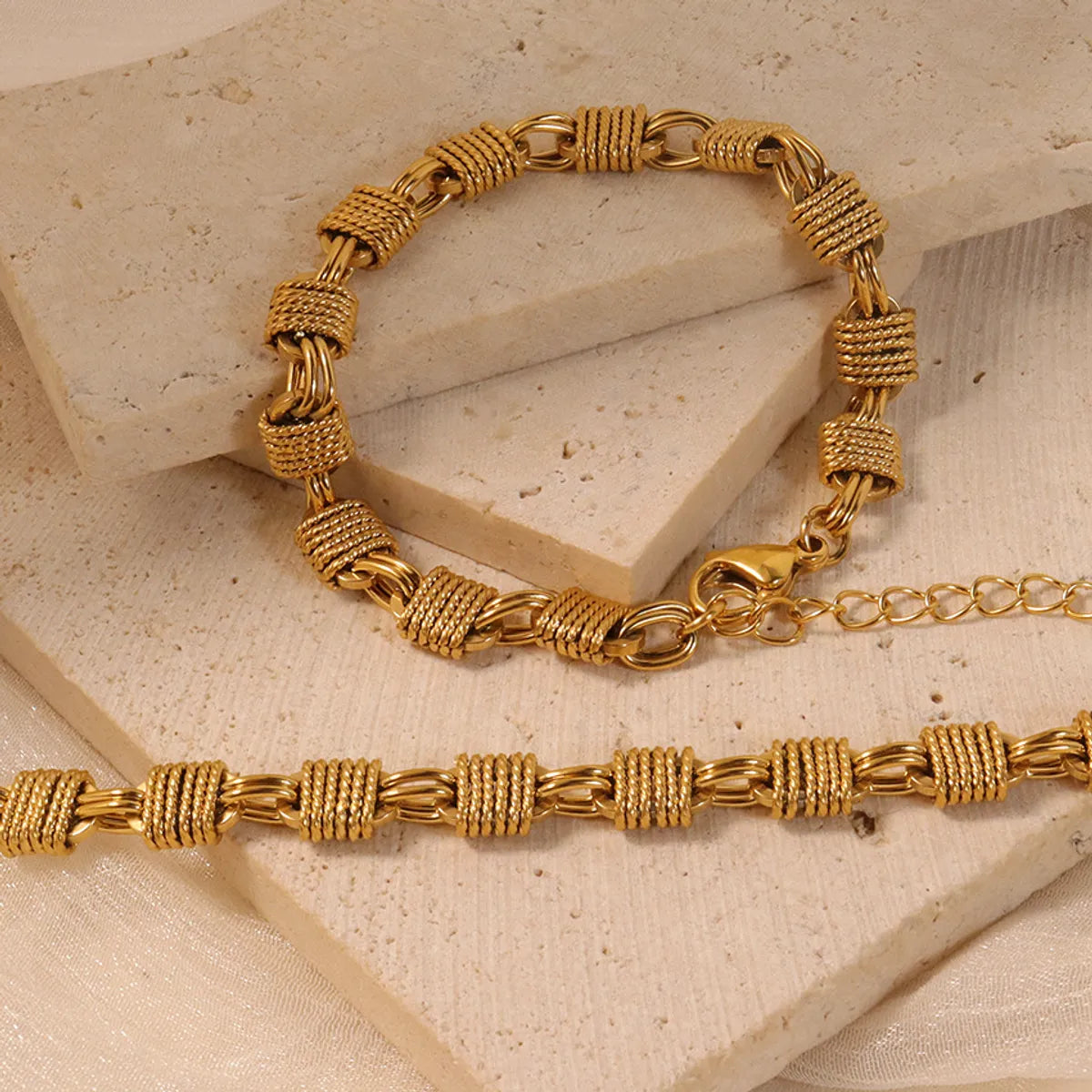 304 Stainless Steel Gold Plated Simple Style Classic Style Solid Color Plating Bracelets Necklace