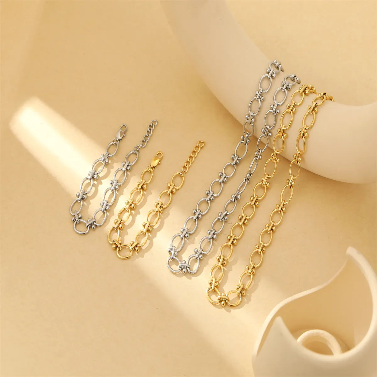 Wholesale Jewelry Simple Style Classic Style Streetwear Solid Color 304 Stainless Steel Gold Plated Bracelets Necklace