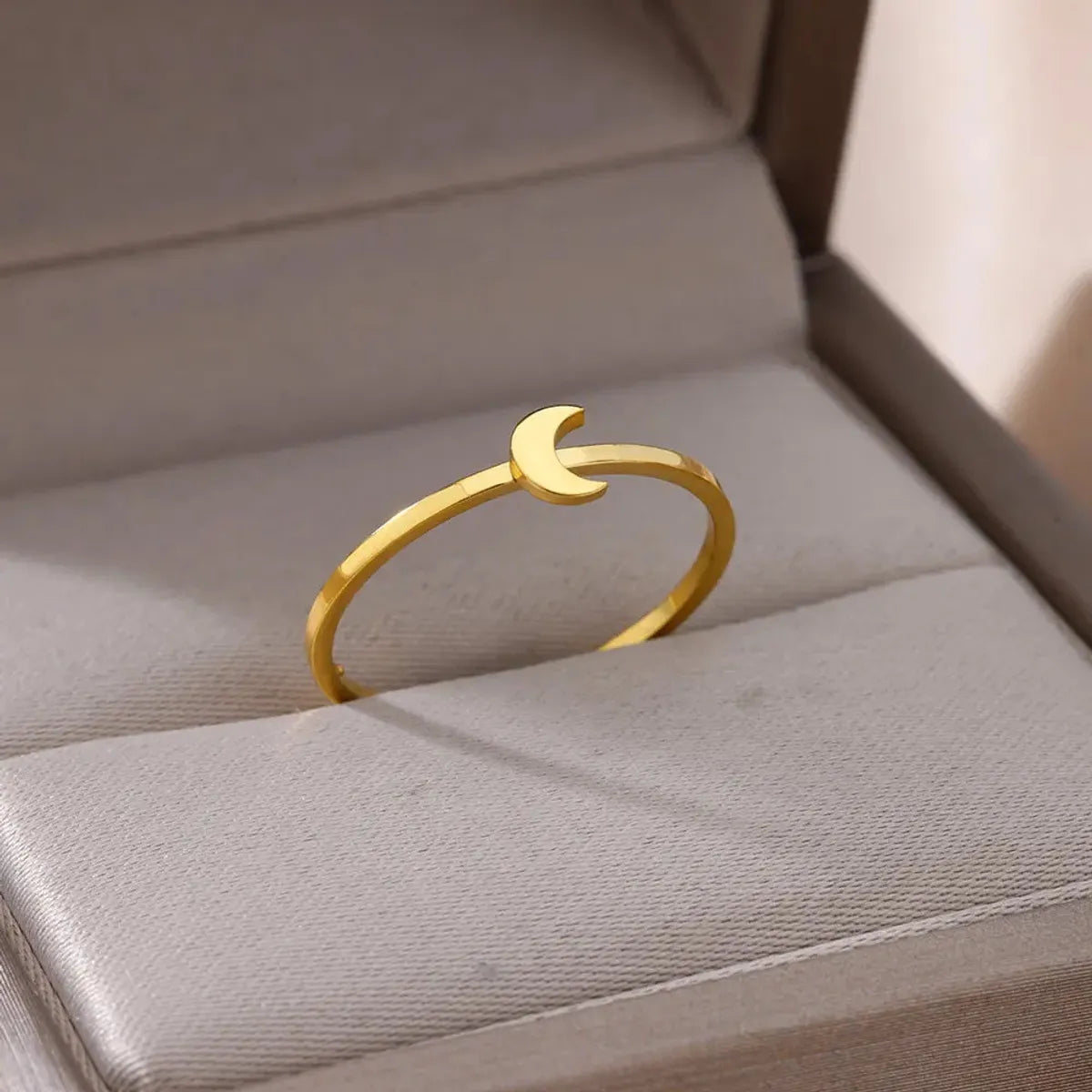 304 Stainless Steel Gold Plated Simple Style Plating Solid Color Rings