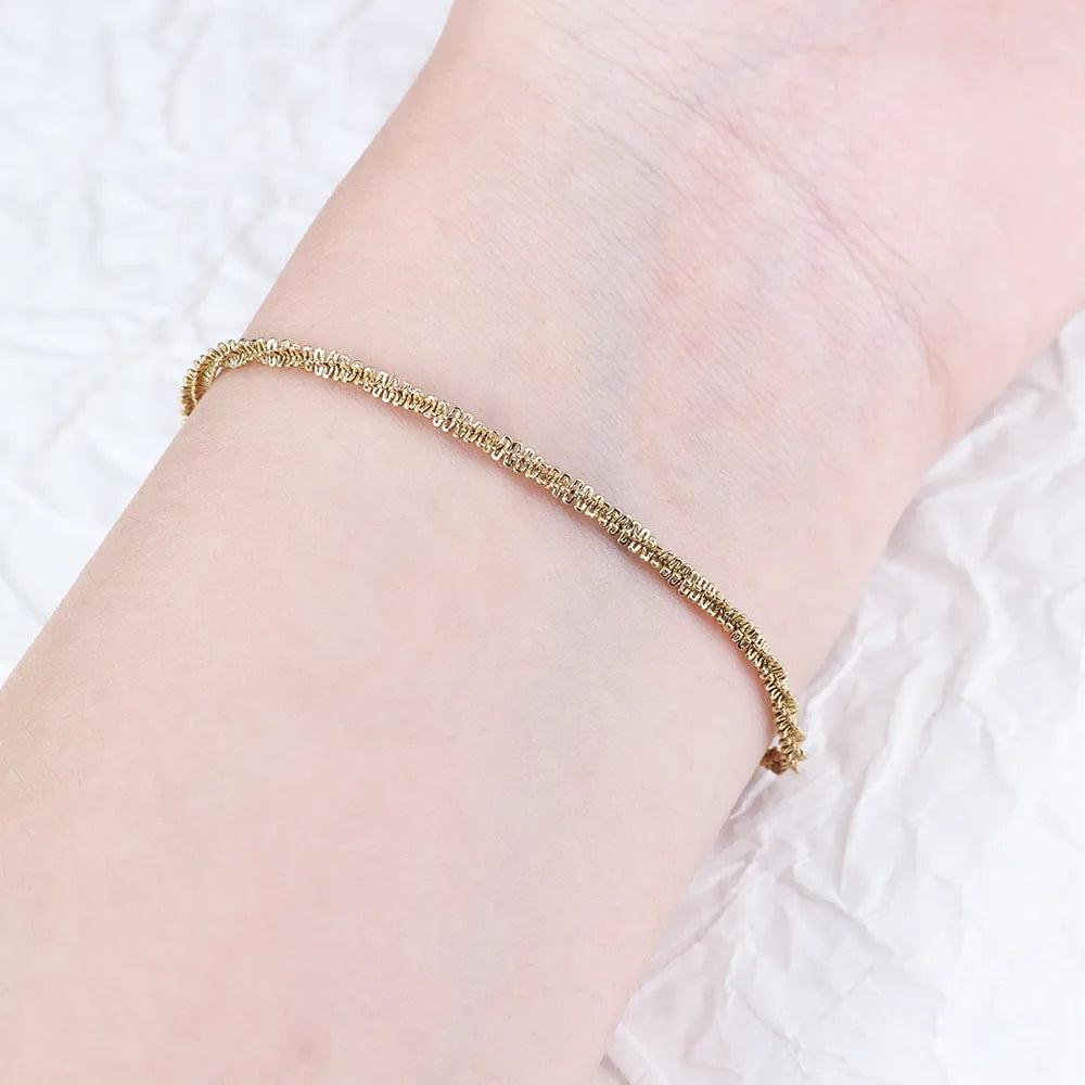 Modern Style Classic Style Commute Solid Color 302 Stainless Steel 18K Gold Plated Bracelets In Bulk