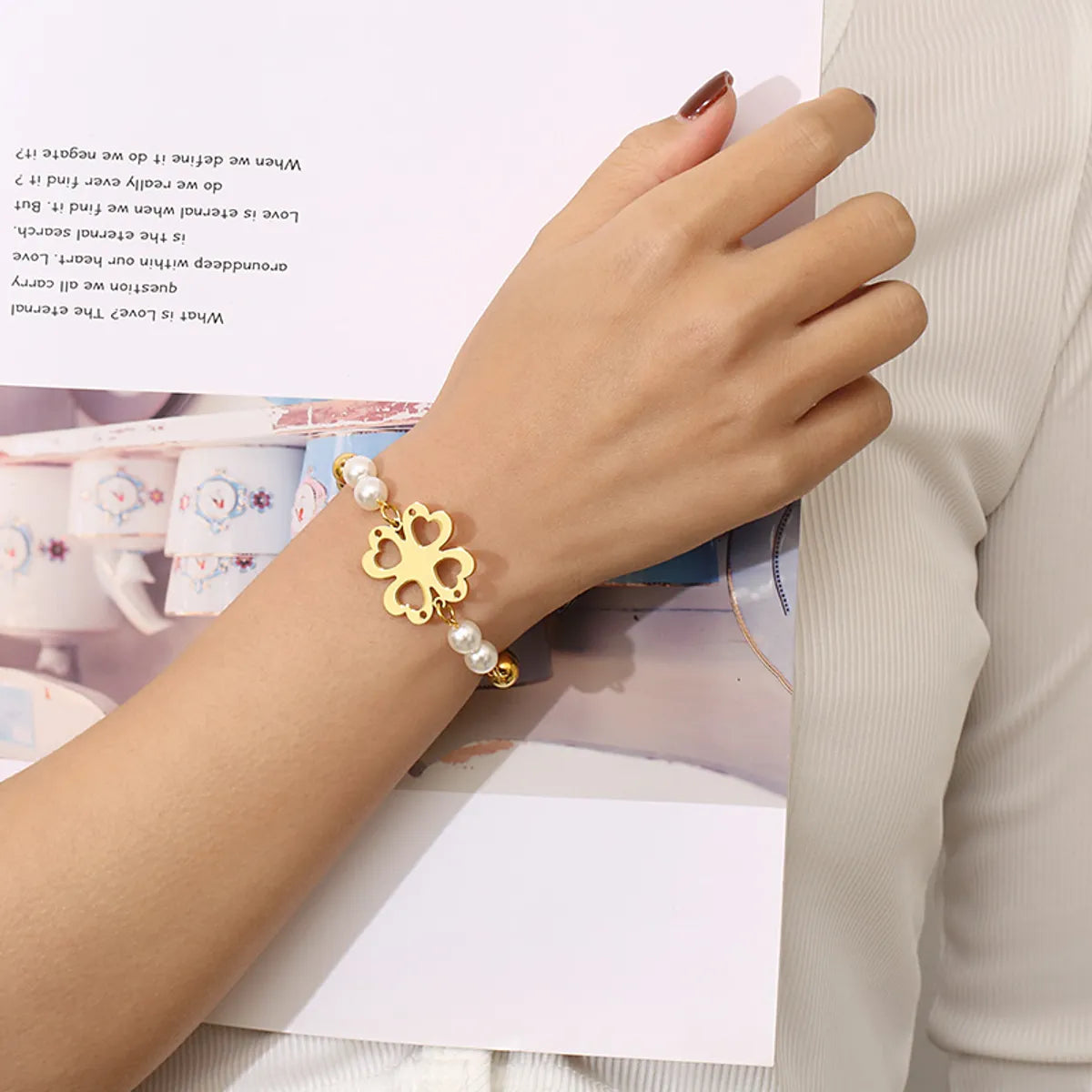 Simple Style Flower 304 Stainless Steel Resin 18K Gold Plated Bracelets In Bulk