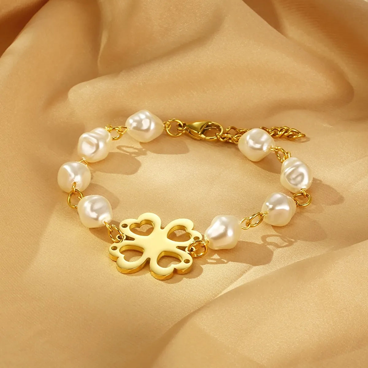 Simple Style Flower 304 Stainless Steel Resin 18K Gold Plated Bracelets In Bulk