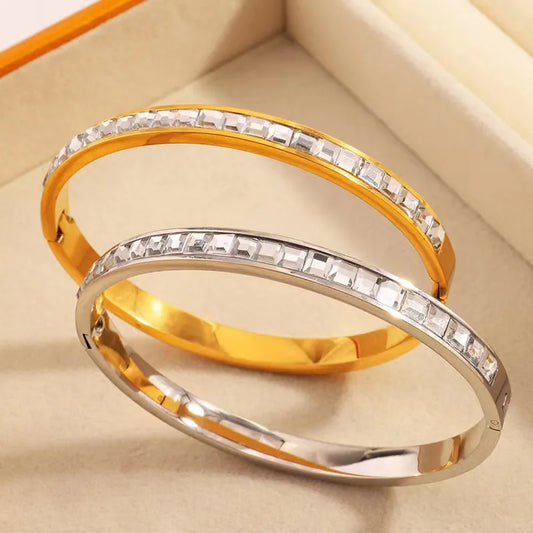 Simple Style Classic Style Solid Color 304 Stainless Steel 18K Gold Plated Zircon Bangle In Bulk