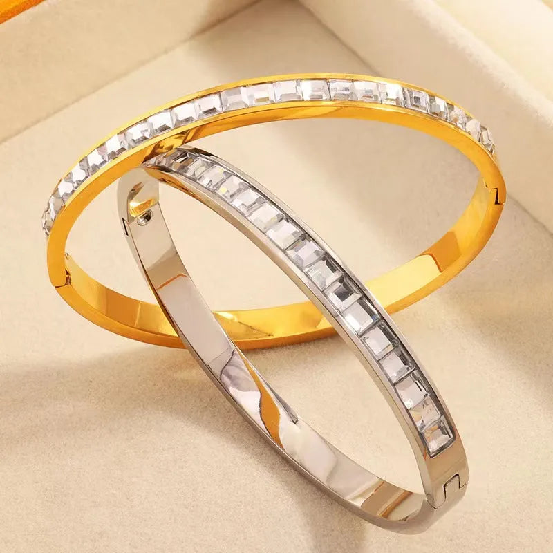 Simple Style Classic Style Solid Color 304 Stainless Steel 18K Gold Plated Zircon Bangle In Bulk