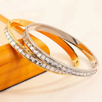 Simple Style Classic Style Solid Color 304 Stainless Steel 18K Gold Plated Zircon Bangle In Bulk