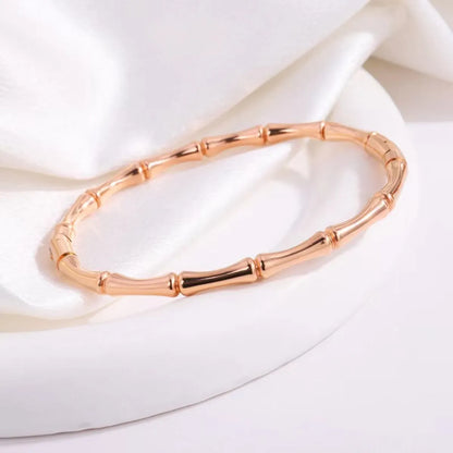 Simple Style Classic Style Solid Color 304 Stainless Steel 18K Gold Plated Bangle In Bulk