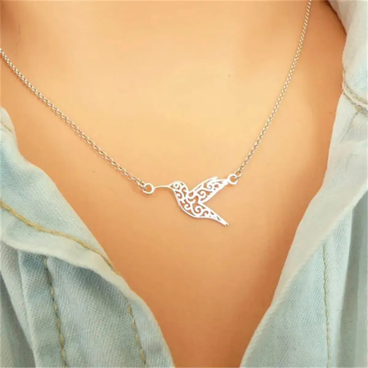 Wholesale Jewelry Simple Style Hummingbird 304 Stainless Steel Silver Plated Hollow Out Pendant Necklace