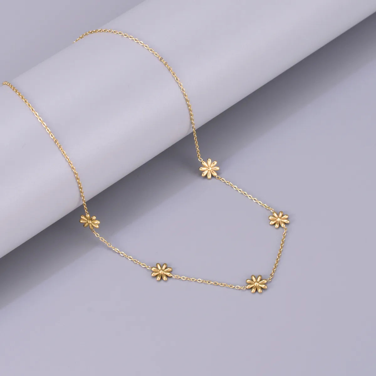 304 Stainless Steel Titanium Steel 18K Gold Plated Elegant Simple Style Plating Solid Color Necklace