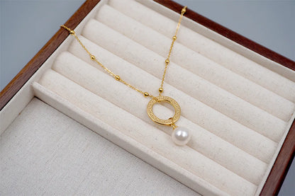 304 Stainless Steel Imitation Pearl Titanium Steel Gold Plated Vintage Style Classic Style Handmade Inlay Circle Artificial Pearls Pendant Necklace