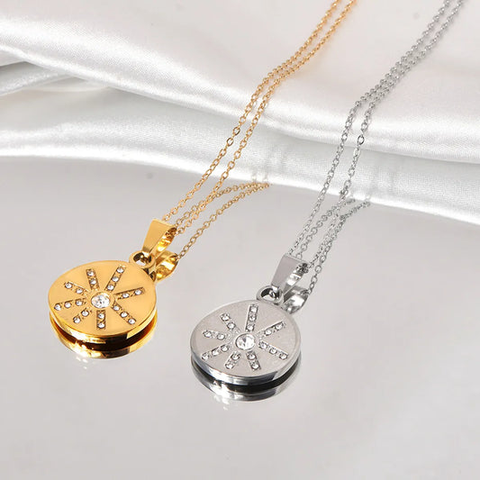 304 Stainless Steel Titanium Steel Simple Style Inlay Star Zircon Pendant Necklace