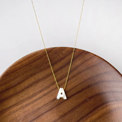 316L Stainless Steel  18K Gold Plated Simple Style Irregular Letter Shell Pendant Necklace