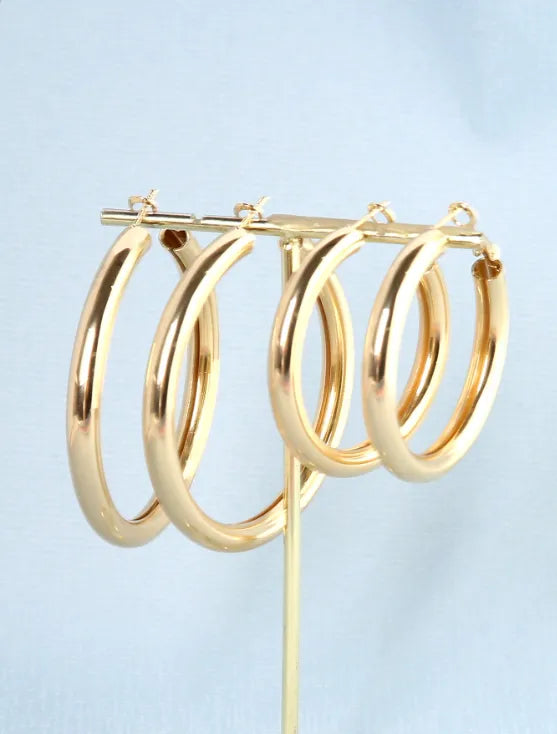 2 Pairs Elegant Simple Style Circle Hollow Out Alloy Copper Alloy Earrings