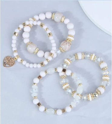 4 Pieces Fashion Heart Shape Alloy Glass Beaded Women's Bracelets