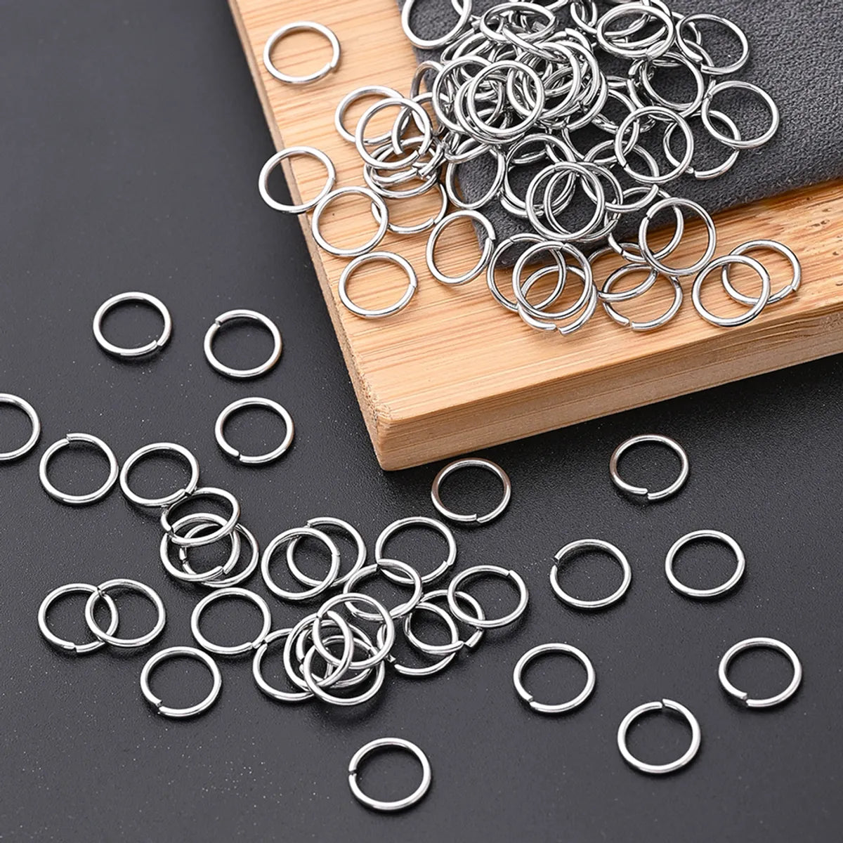 500 Pcs/Package 5x1mm 6.5x1mm 6x1mm Hole 3~3.9mm Hole 5~5.9mm Hole 6~9.9mm 304 Stainless Steel Circle Simple Solid Color Polished Open Jump Rings