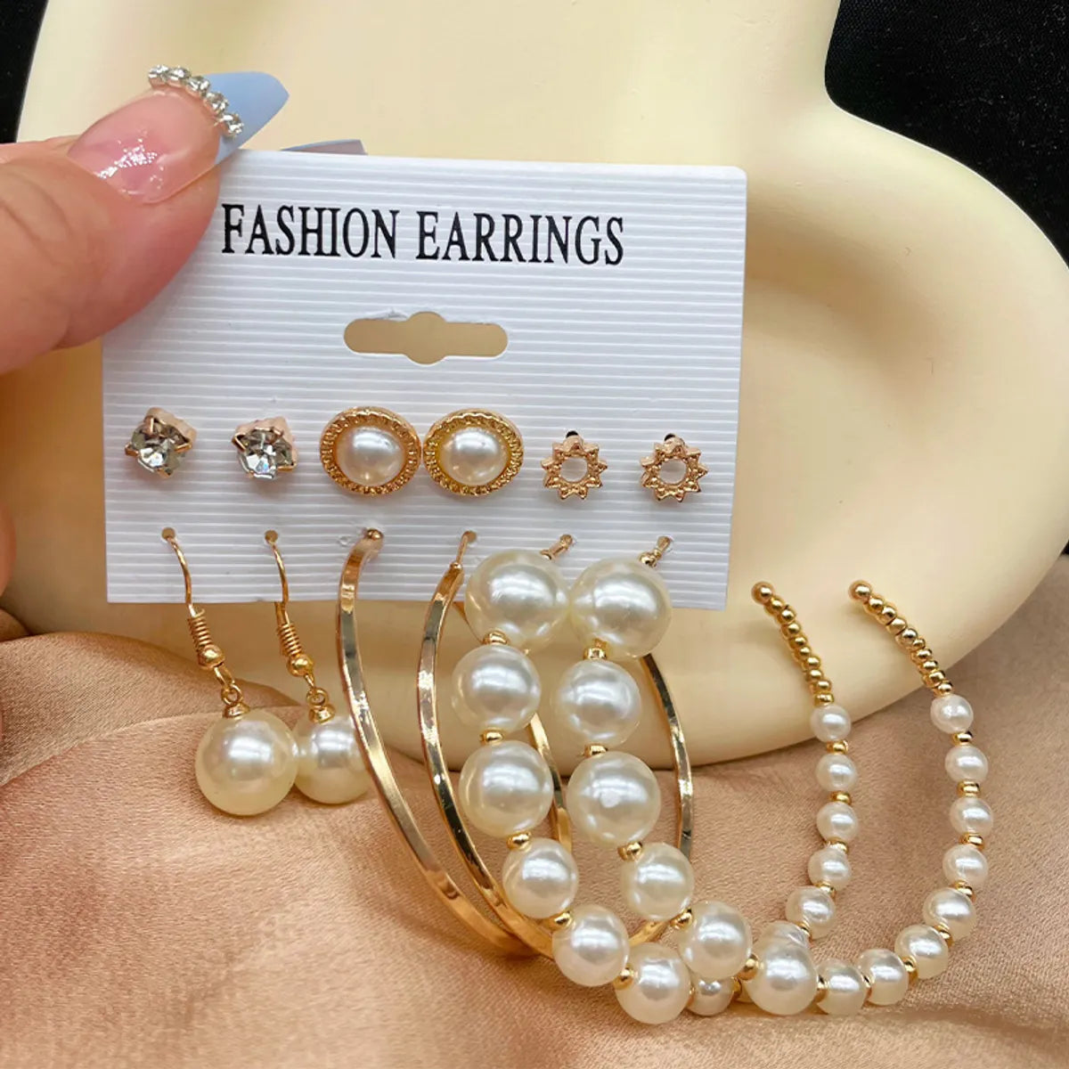 6 Pairs Lady Streetwear Pearl Beaded Alloy Hoop Earrings Drop Earrings Ear Studs