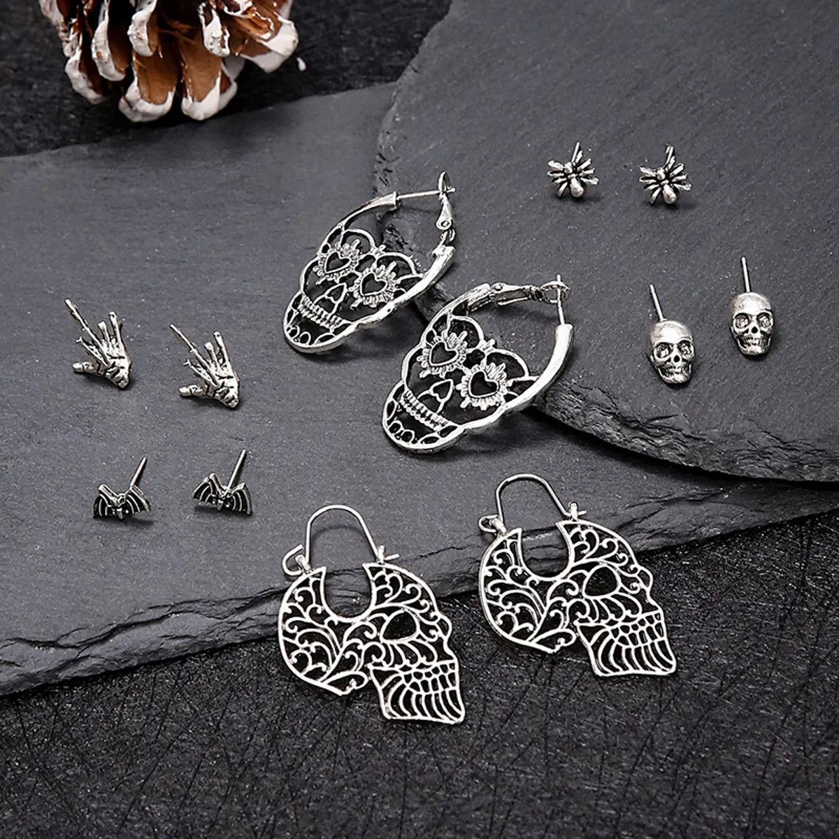 6 Pairs Punk Skull Plating Alloy Drop Earrings Ear Studs