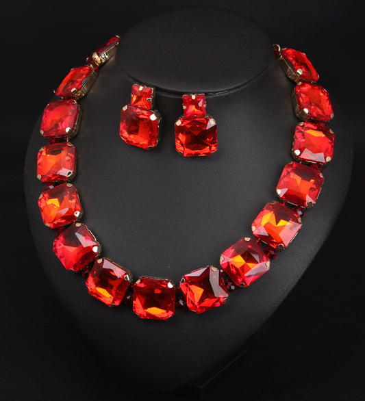 Lady Geometric Gold Plated Artificial Gemstones Glass Glass Copper Wholesale Necklace