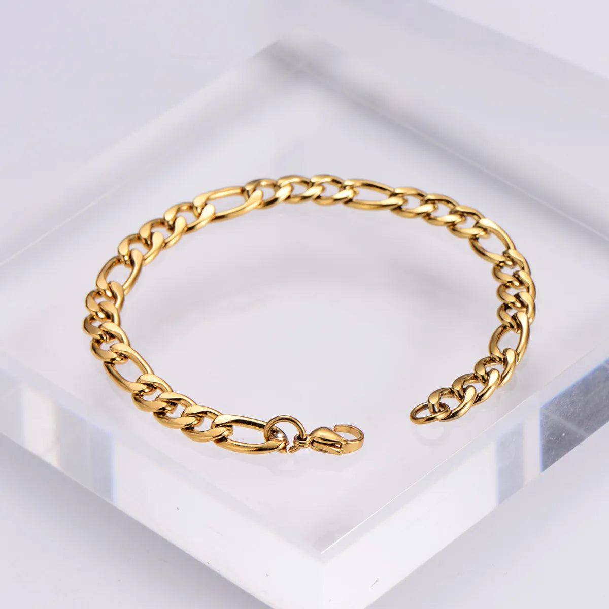 Hip-Hop Geometric 304 Stainless Steel Inlaid Gold No Inlaid 18K Gold Plated Men'S Bracelets