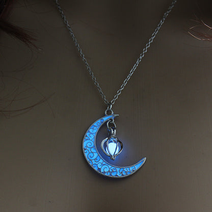 Hot Selling Hollow Spiral Moon Luminous Pendant Cyclone Luminous Bead Necklace Wholesale Gooddiy