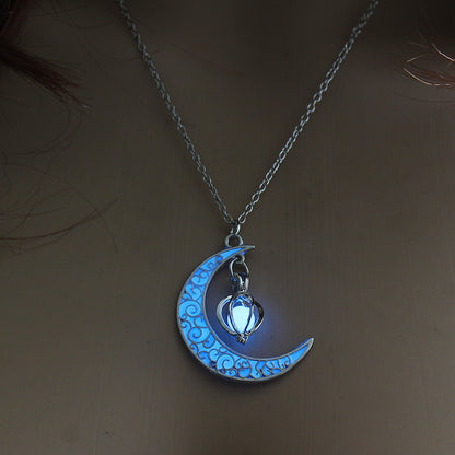 Hot Selling Hollow Spiral Moon Luminous Pendant Cyclone Luminous Bead Necklace Wholesale Nihaojewelry